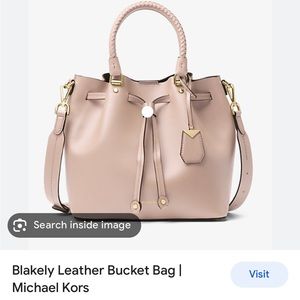Michael Kors Blakely Medium Bucket Bag